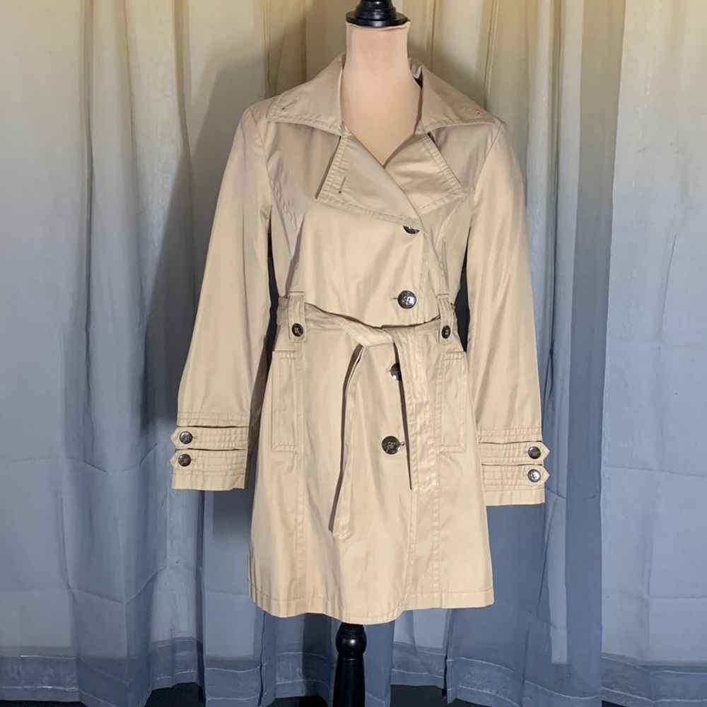 Gallery trench coat